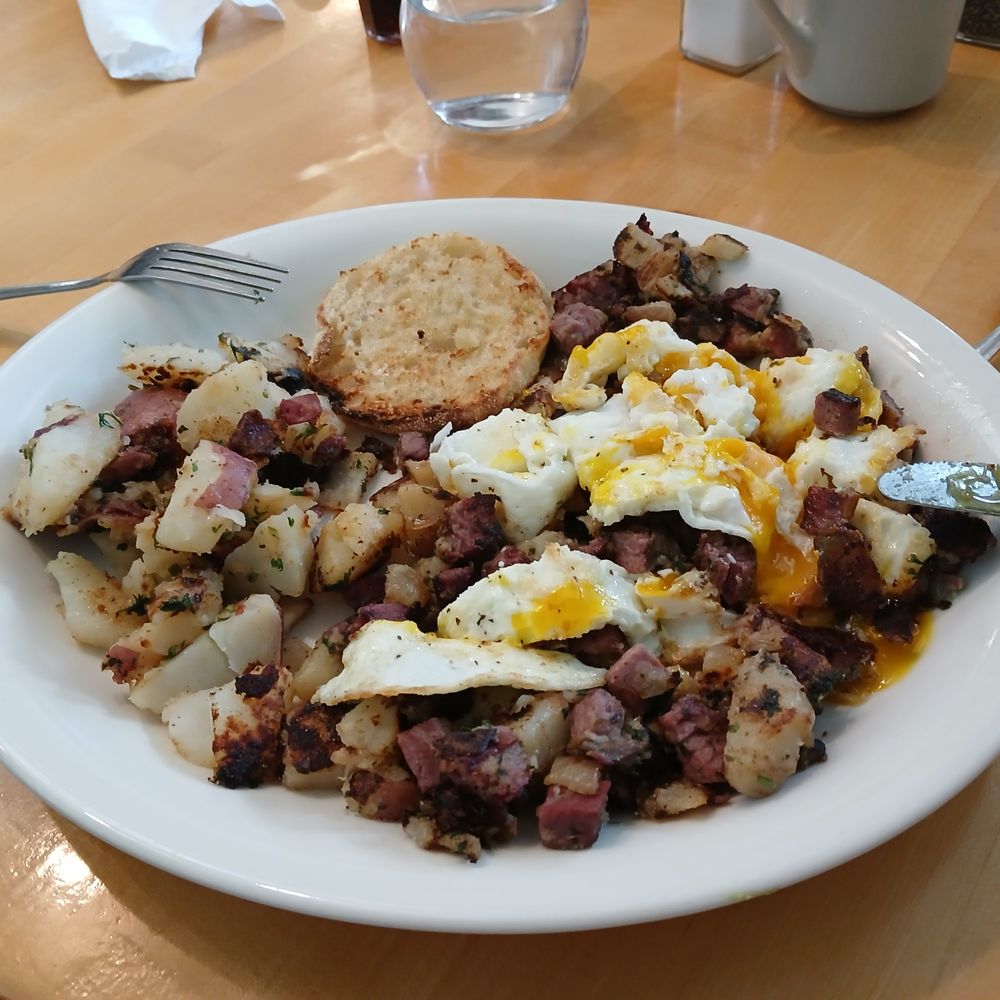 Toasties Cafe - Homemade corned beef with potatoes and English muffin - American Near Me - Pacific Grove, California Toasties Cafe - Homemade corned beef with potatoes and English muffin - American Near Me - Pacific Grove, California