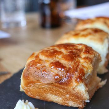 Rooster & Owl - Pineapple Bread - New American Near Me - Washington, DC, District of Columbia Rooster & Owl - Pineapple Bread - New American Near Me - Washington, DC, District of Columbia