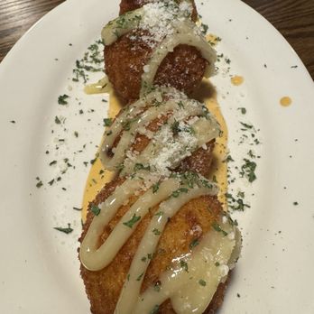 The Yard’s Pub - Crispy Truffle Mac 'n' Cheese Bites - Irish Pub Near Me - New York, New York The Yard’s Pub - Crispy Truffle Mac 'n' Cheese Bites - Irish Pub Near Me - New York, New York