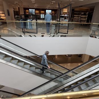 Neiman Marcus - Shoe Stores Near Me - Palo Alto, California