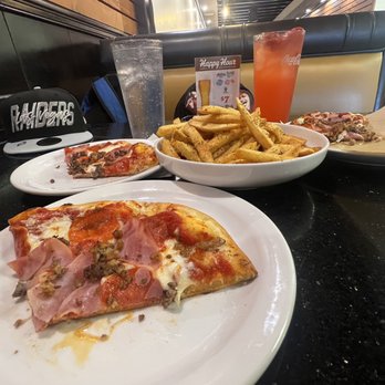 AWSOM Wings Pizza & Burgers - Wings - Chicken Wings Near Me - Montebello, California