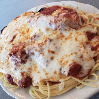 Dennis Spaghetti & Steak House - Spaghetti al la dennis - Italian Near Me - Chesapeake, Virginia