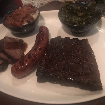 Gus's Barbecue - Combo : STL style ribs, brisket.  (Shared. Enough for 2 medium appetites).  Nice STL BBQ flavors 12/8/18 - Barbeque Near Me - South Pasadena, California