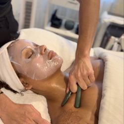 Cielo Spa - Yonka Facial
