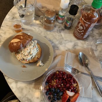 Bebidas - Chicken Salad Sandwich & Açaí smoothie bowl. - Coffee & Tea Near Me - Houston, Texas