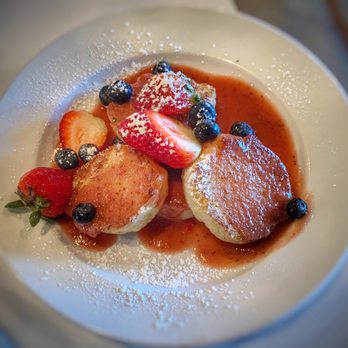 Eat. - Cinnamon Biscuits - New American Near Me - Las Vegas, Nevada