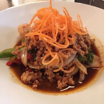 Mango Thai - Chicken and shrimp basil - Thai Near Me - Rochester, Minnesota