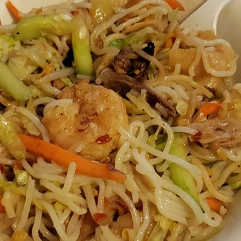 Mekong River - Combination Bun Cha Gio - Vietnamese Near Me - Tulsa, Oklahoma Mekong River - Combination Bun Cha Gio - Vietnamese Near Me - Tulsa, Oklahoma