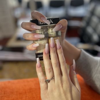 Hollywood Nails - Ombré - Nail Salons Near Me - Campbell, California