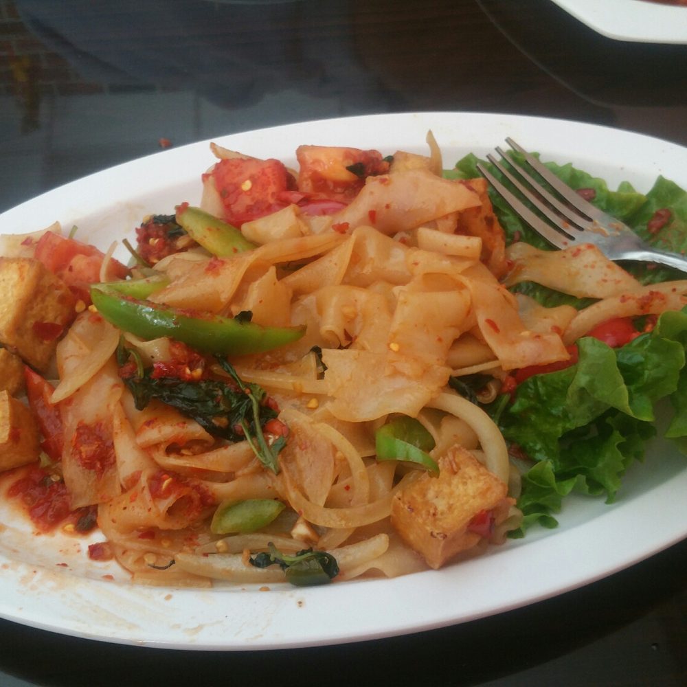 Riverside Thai Kitchen - Pad kee mow. Mmmm. - Thai Near Me - Riverside, California Riverside Thai Kitchen - Pad kee mow. Mmmm. - Thai Near Me - Riverside, California