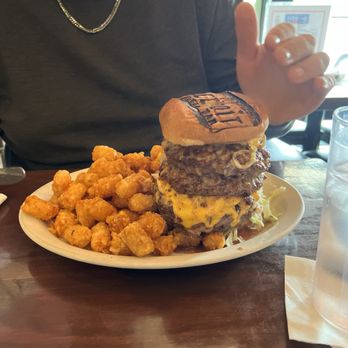 Old Detroit Burger Bar - Massive Burger  Challenge - Burgers Near Me - Lapeer, Michigan