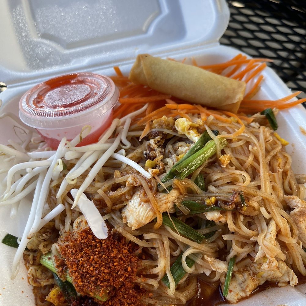 Mai Thai II - Pad Thai with Chicken - Thai Near Me - Concord, North Carolina Mai Thai II - Pad Thai with Chicken - Thai Near Me - Concord, North Carolina