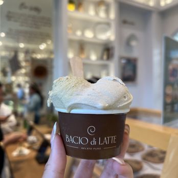 Bacio di Latte - Gelato Near Me - Newport Beach, California Bacio di Latte - Gelato Near Me - Newport Beach, California