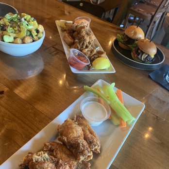 The Hub Eats & Drinks - Veggie tots, calamari, cow sliders and lemon pepper wings - American Near Me - Sacramento, California
