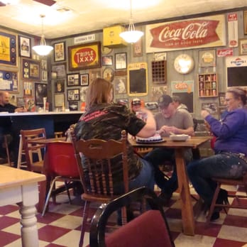Pirate Island - Inside dining - Pizza Near Me - Collinsville, Texas Pirate Island - Inside dining - Pizza Near Me - Collinsville, Texas
