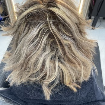 Freda's Hair Salon - These are all the different colors in my hair when you lift the top that they only fixed - Hair Salons Near Me - El Cajon, California Freda's Hair Salon - These are all the different colors in my hair when you lift the top that they only fixed - Hair Salons Near Me - El Cajon, California