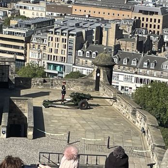 Edinburgh Castle - Landmarks & Historical Buildings Near Me - Edinburgh, EDH Edinburgh Castle - Landmarks & Historical Buildings Near Me - Edinburgh, EDH