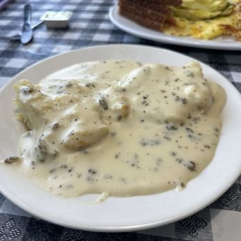 801 Southern Kitchen and Pancake House - Biscuit and sausage gravy - Pancakes Near Me - Advance, North Carolina