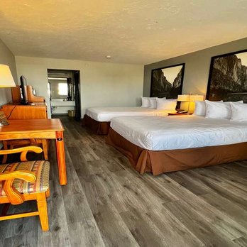 Super 8 by Wyndham Sealy - Guest room - Hotels Near Me - Sealy, Texas Super 8 by Wyndham Sealy - Guest room - Hotels Near Me - Sealy, Texas