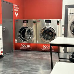 Laundromax - 100 pound capacity!!