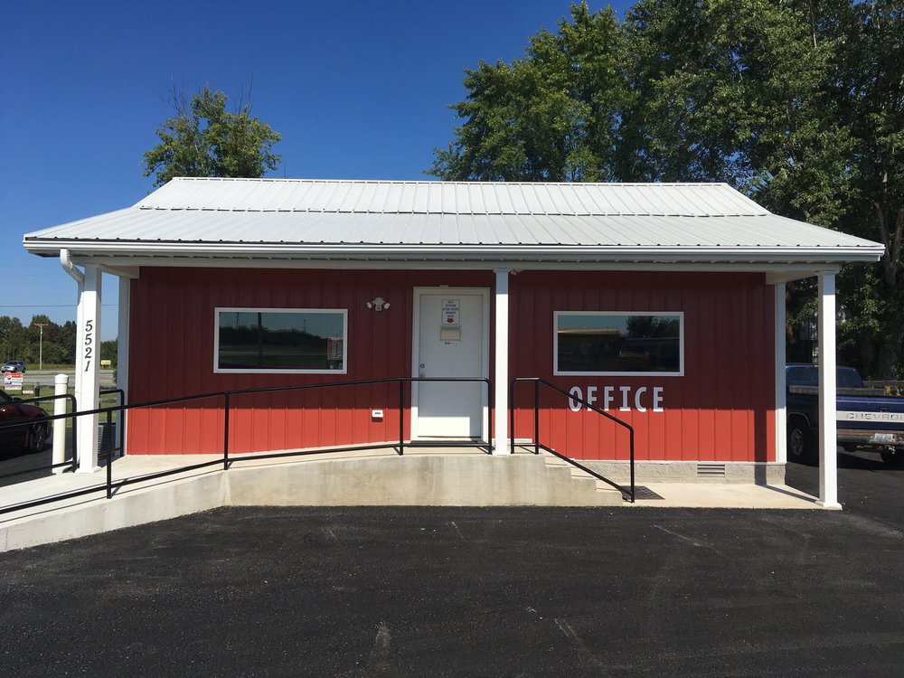 RUSSELLVILLE ROAD SELFSTORAGE 5521 Russellville Rd, Bowling Green