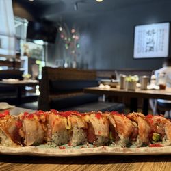 Cool and excellent place. Flavorful and healthy sushi, cucumber wrap tasty and super fresh