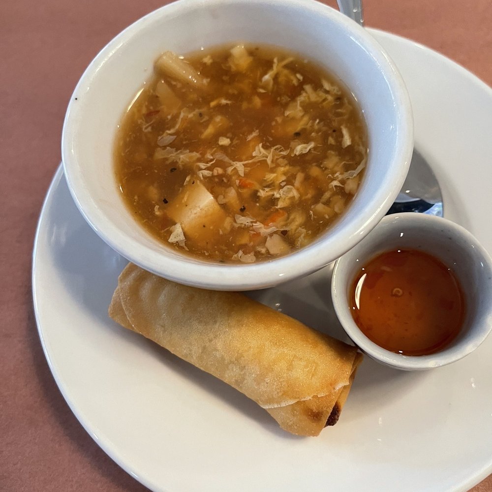 Thai Mint - Hot & Sour Soup w/spring roll - Thai Near Me - New Orleans, Louisiana Thai Mint - Hot & Sour Soup w/spring roll - Thai Near Me - New Orleans, Louisiana