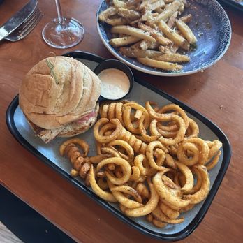Avanu - Mahi sandwich with curly fries and lemon aioli - Diners Near Me - New Smyrna Beach, Florida Avanu - Mahi sandwich with curly fries and lemon aioli - Diners Near Me - New Smyrna Beach, Florida