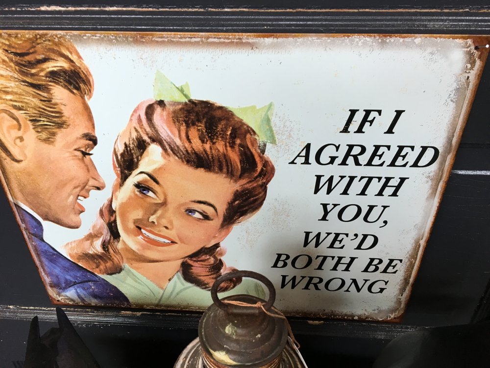 Alley Cat Vintage & Decor Image