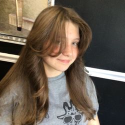Curtain bangs and frame haircutCurtain bangs and frame hai

Curtain bangs and frame face haircut