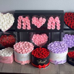 Fleurs De Pierre - Mothers Day Collection