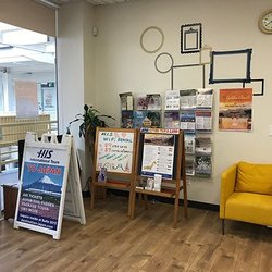H I S International Tours - Inside the office