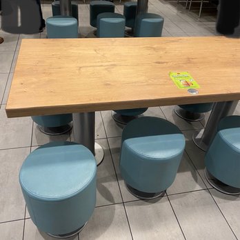 McDonald's - Handicapped and group dining tables - Burgers Near Me - Yuma, Arizona