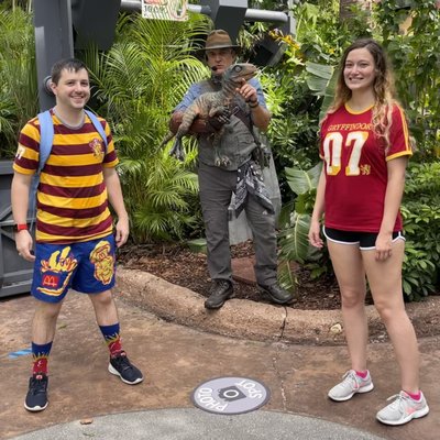 RAPTOR ENCOUNTER - Updated June 2024 - 15 Photos - Hogsmeade's Main St