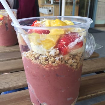 Yago Juice - Love how big their acai bowls are!! $8.25 I believe. - Juice Bars & Smoothies Near Me - Long Beach, California Yago Juice - Love how big their acai bowls are!! $8.25 I believe. - Juice Bars & Smoothies Near Me - Long Beach, California
