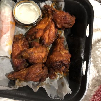Cavanaugh's Rittenhouse - Small- Cavanaugh 's Award Winning Wings - Sports Bars Near Me - Philadelphia, Pennsylvania