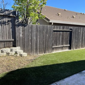 Lantscap Gardening - After.. so pretty and clean !!! - Lawn Services Near Me - Roseville, California