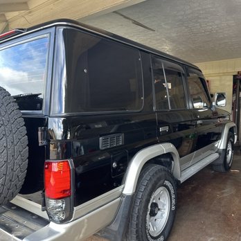 Ohana Tinting - 20 percent back windows and 35 percent fronts - Home Window Tinting Near Me - Honolulu, Hawaii Ohana Tinting - 20 percent back windows and 35 percent fronts - Home Window Tinting Near Me - Honolulu, Hawaii