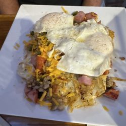 Froggy's Bar & Grill - Loaded biscuits n gravy
