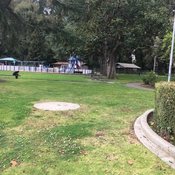 Memorial Park - Parks Near Me - San Leandro, California