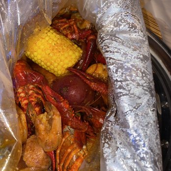 Juicy Seafood Indy - Castleton - Crawfish, Shrimp with potatoes - Seafood Near Me - Indianapolis, Indiana Juicy Seafood Indy - Castleton - Crawfish, Shrimp with potatoes - Seafood Near Me - Indianapolis, Indiana