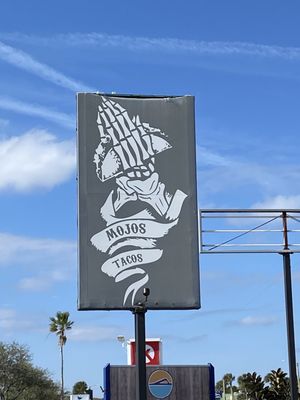 Mojo's Tacos by null