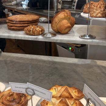 Le Pain Quotidien - Pastry shelf - Breakfast & Brunch Near Me - Washington, DC, District of Columbia Le Pain Quotidien - Pastry shelf - Breakfast & Brunch Near Me - Washington, DC, District of Columbia