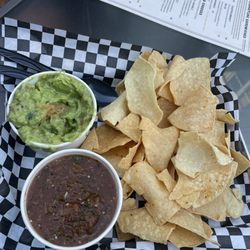 Old Town Patio - Chips and quac