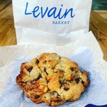 Levain Bakery - Bakeries Near Me - Chicago, Illinois Levain Bakery - Bakeries Near Me - Chicago, Illinois
