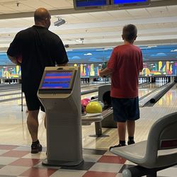 Creekside Lanes