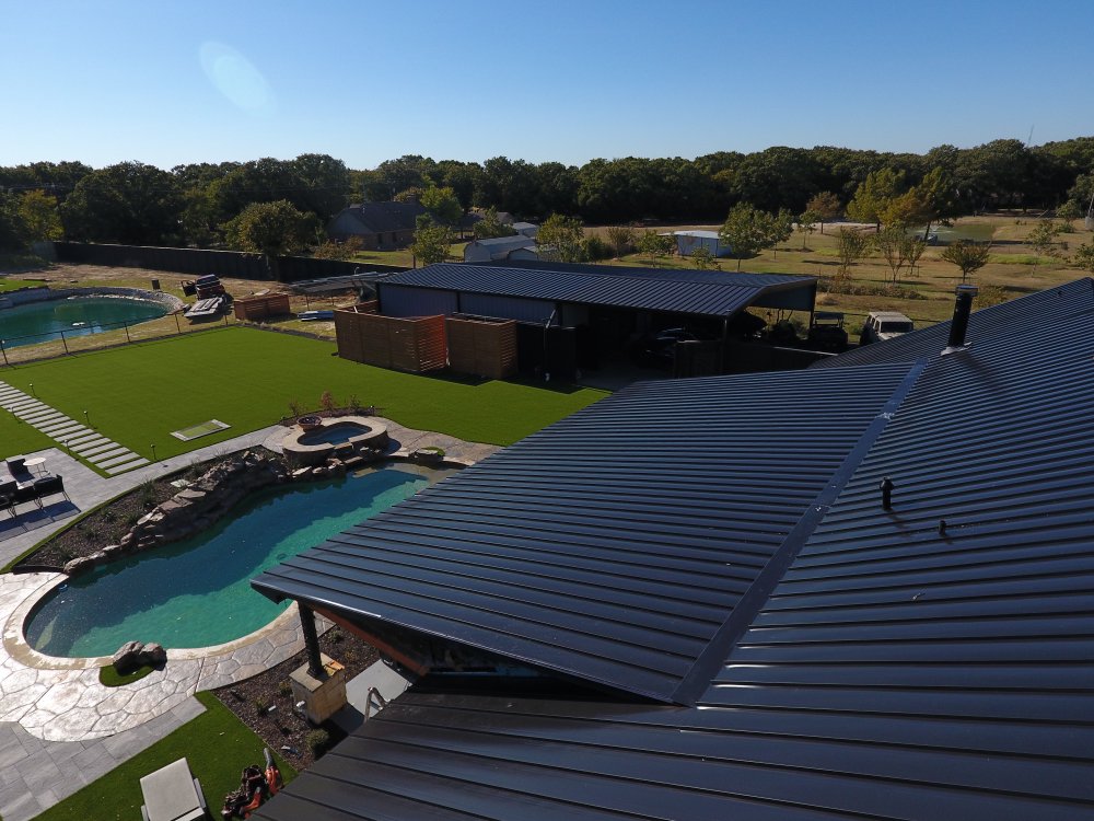 Slide of Swift Roofing & Designs