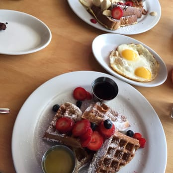 Blue Daisy - Brunch of champions - Creperies Near Me - Santa Monica, California Blue Daisy - Brunch of champions - Creperies Near Me - Santa Monica, California