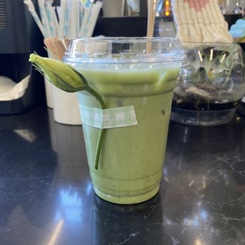 Bloomsgiving - matcha latte with almond milk - Florists Near Me - Mountain View, California Bloomsgiving - matcha latte with almond milk - Florists Near Me - Mountain View, California