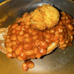 Lansdowne Court Hotel - £8 beans egg & toast served cold unseasoned and a rip off like the Eton mess